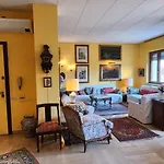 Sunflower House *